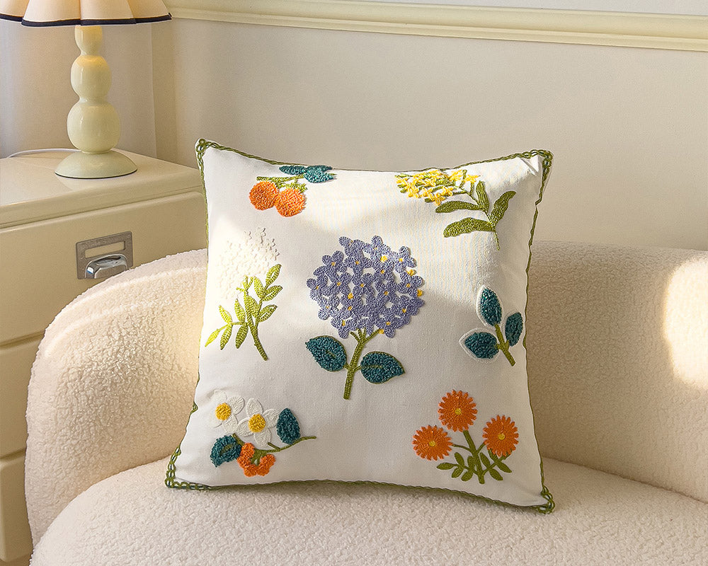 The Art of Mixing and Matching Cushions Like a Designer