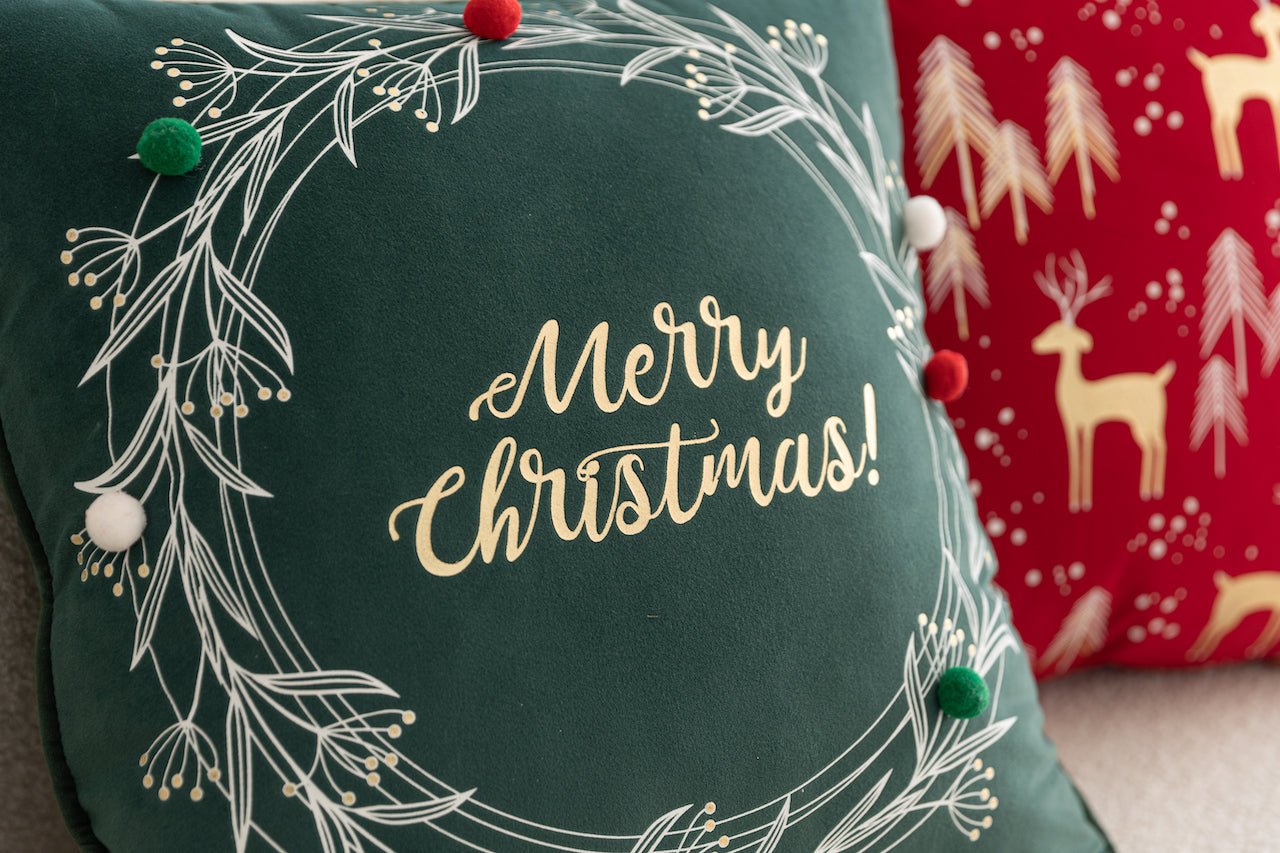 Christmas Wreath Foil-Printed Velvet Cushion
